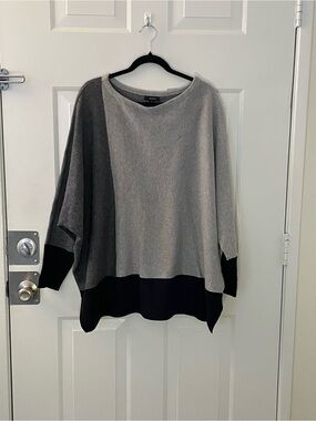 Alfani Gray and Black Colorblock Scoopneck Sweater